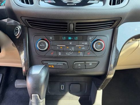 Used 2017 Ford Escape Titanium FWD image 20