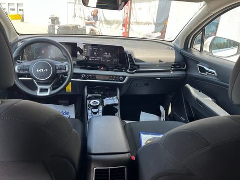 Certified 2023 Kia Sportage LX AWD/4WD image 24
