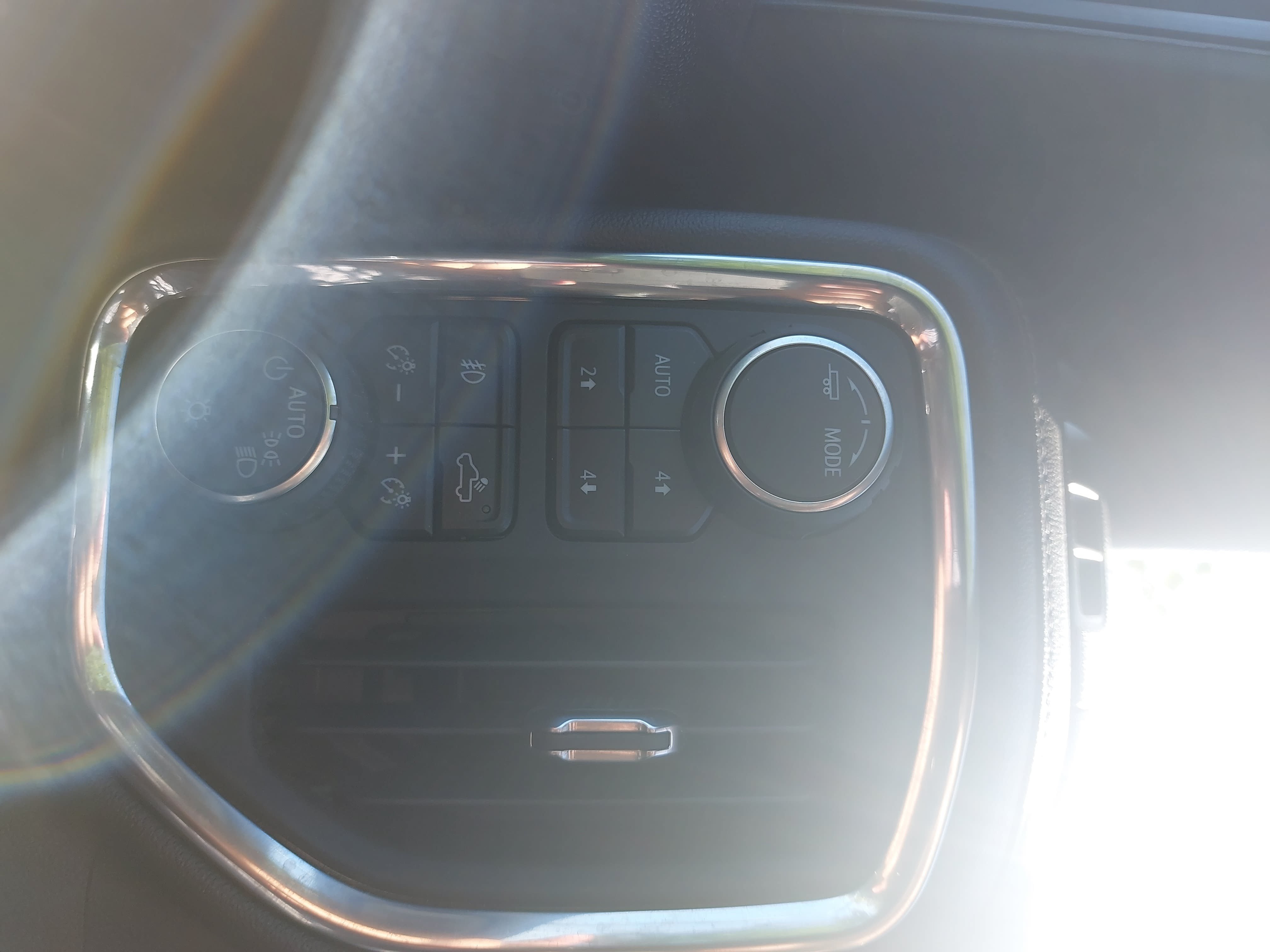 Used 2021 Chevrolet Silverado 1500 RST AWD/4WD image 24