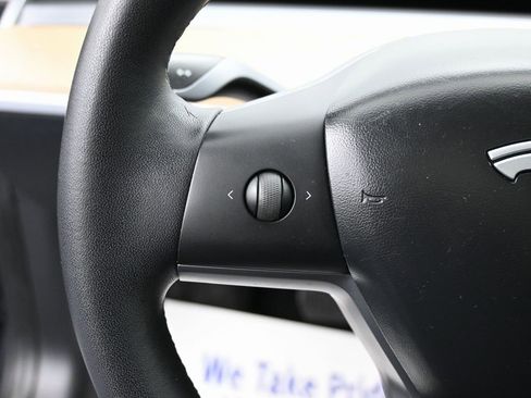 Used 2020 Tesla Model 3 Standard Range Plus image 15