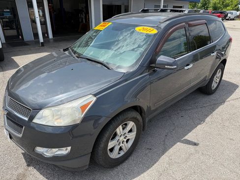 Used 2011 Chevrolet Traverse LT w/ Personal Connectivity Package AWD/4WD image 3