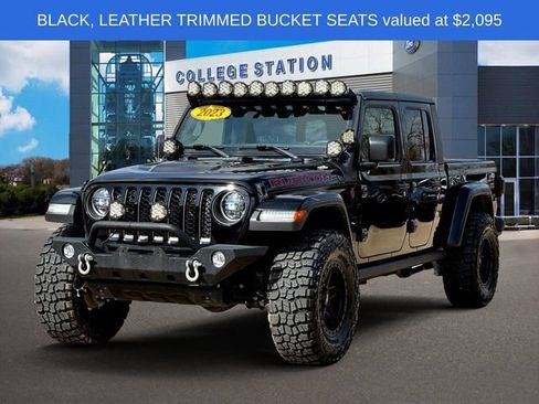 Used 2023 Jeep Gladiator Rubicon w/ LED Lighting Group image 2