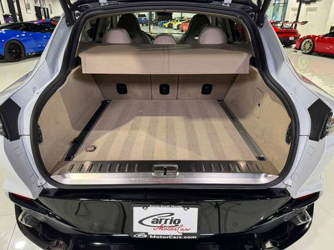 Used 2021 Aston Martin DBX image 42