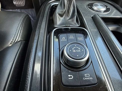 Used 2023 Nissan Armada SV RWD image 44