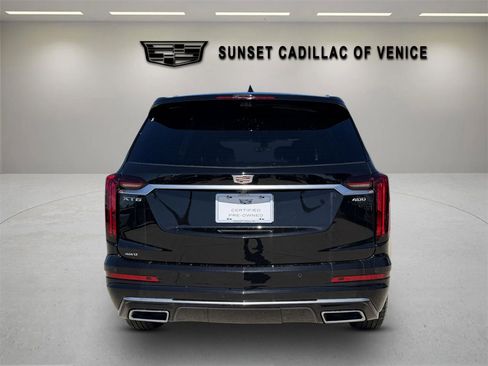Certified 2024 Cadillac XT6 Premium Luxury w/ Platinum Package image 4