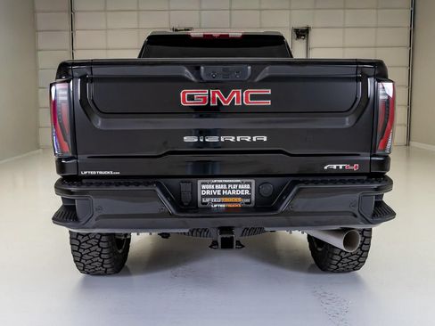 Used 2026 GMC Sierra 2500 AT4 AWD/4WD image 13