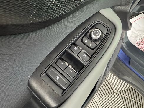 Used 2022 Subaru Outback Premium image 41