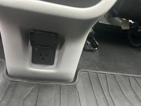 Used 2019 GMC Terrain SLT w/ Preferred Package image 23