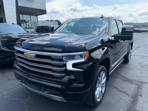 Used 2026 Chevrolet Silverado 1500 High Country w/ High Country Premium Package AWD/4WD image 8
