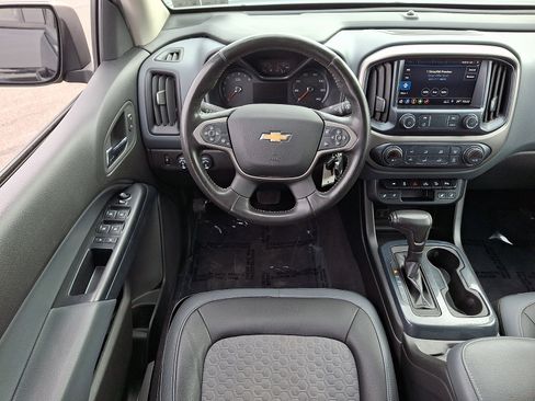 Used 2019 Chevrolet Colorado Z71 image 11