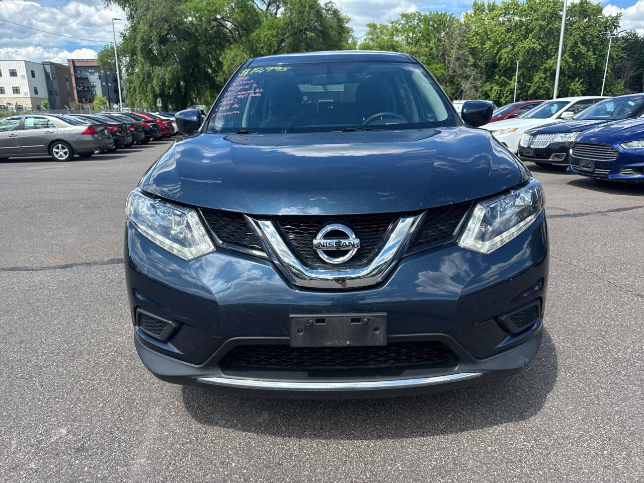 Used 2016 Nissan Rogue S AWD/4WD image 2