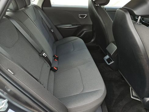 Used 2025 Kia K4 FWD image 29