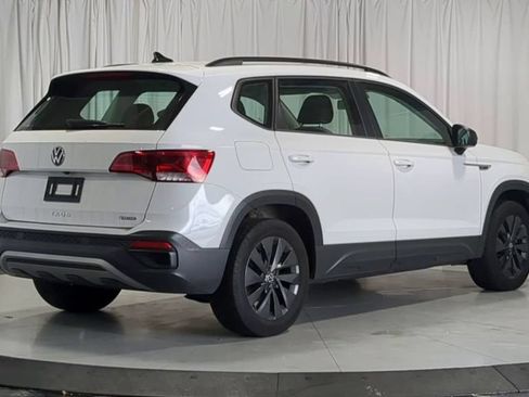 Used 2022 Volkswagen Taos S AWD/4WD image 10