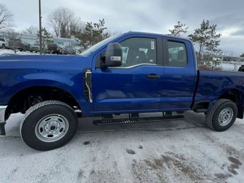 New 2026 Ford F250 XL w/ XL Chrome Package image 6