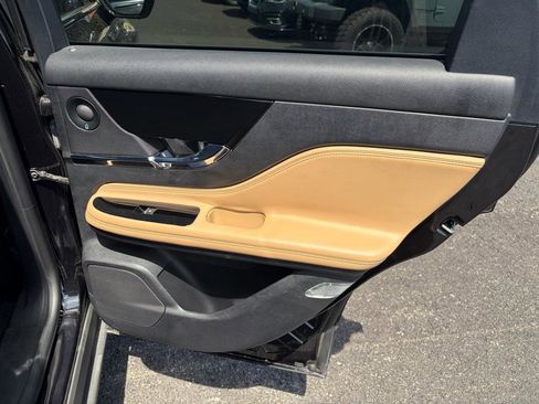 Used 2020 Lincoln Corsair Reserve w/ Equipment Group 201A image 14