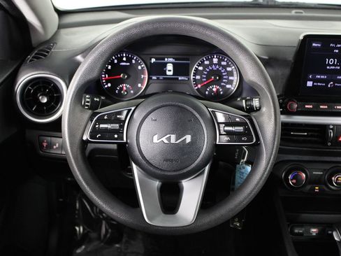 Used 2023 Kia Forte LXS w/ LXS Technology Package image 19