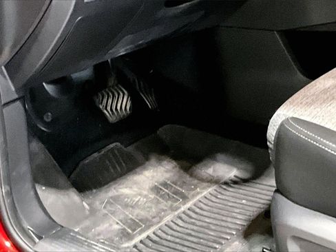 Used 2021 Nissan Rogue SV image 22