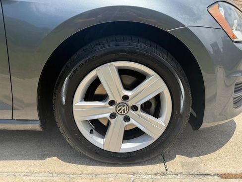 Used 2017 Volkswagen Golf Wolfsburg Edition FWD image 42