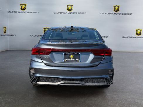 Used 2024 Kia Forte LXS FWD image 4