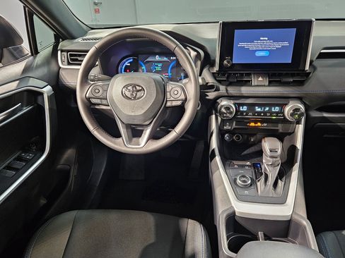 Certified 2025 Toyota RAV4 SE AWD/4WD image 9