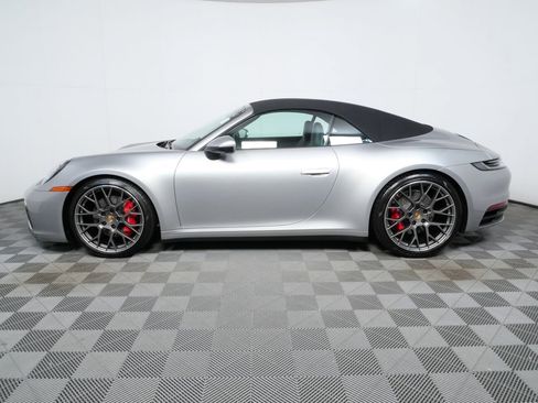 Certified 2022 Porsche 911 Carrera 4S image 2