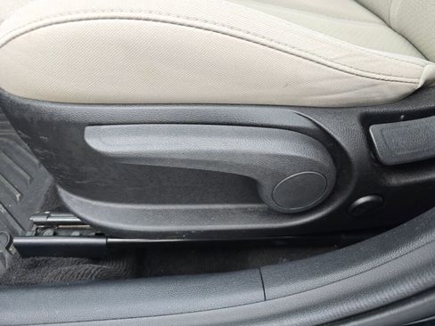 Used 2018 Kia Optima LX w/ 17" Alloy Wheels Package image 20