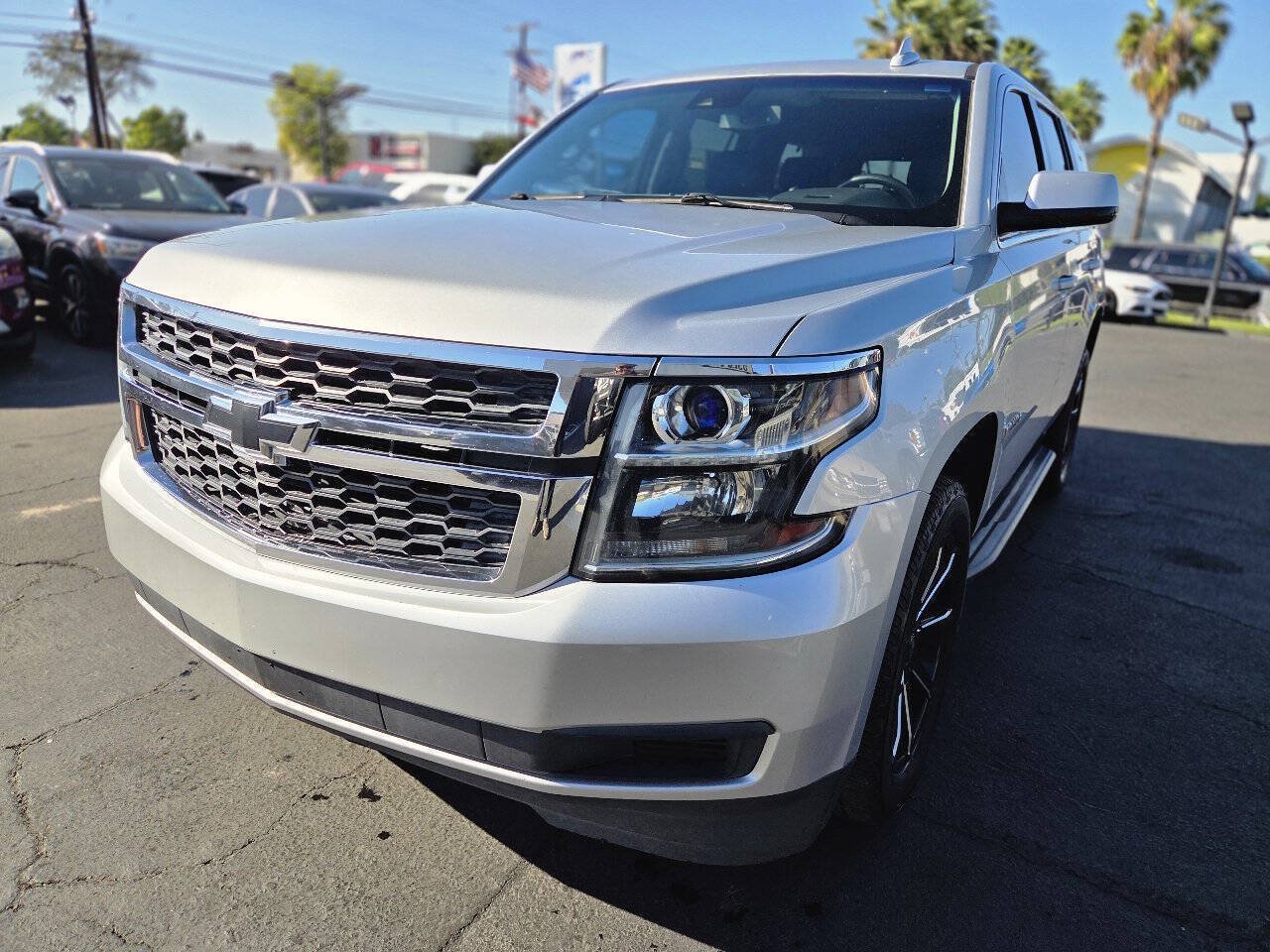 Used 2017 Chevrolet Tahoe LT AWD/4WD image 4