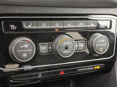 Used 2023 Volkswagen Atlas Cross Sport SE w/ Black Wheel Package image 24