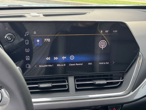 New 2025 Chevrolet Trax ACTIV w/ Driver Confidence Package image 19