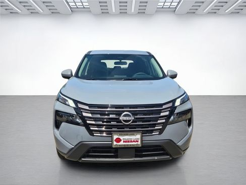 New 2026 Nissan Rogue SV FWD image 2