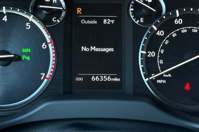 Used 2022 Lexus GX 460 Premium w/ Premium Package AWD/4WD image 33