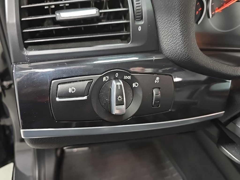 Used 2014 BMW X3 xDrive28i AWD/4WD image 15