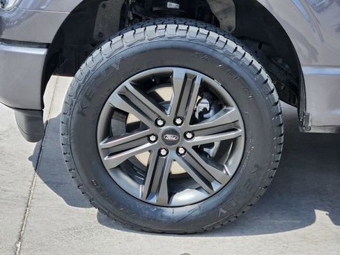 Used 2022 Ford F150 Lariat w/ Equipment Group 502A High image 11