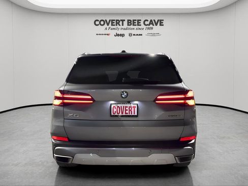 Used 2024 BMW X5 xDrive40i w/ Premium Package image 2