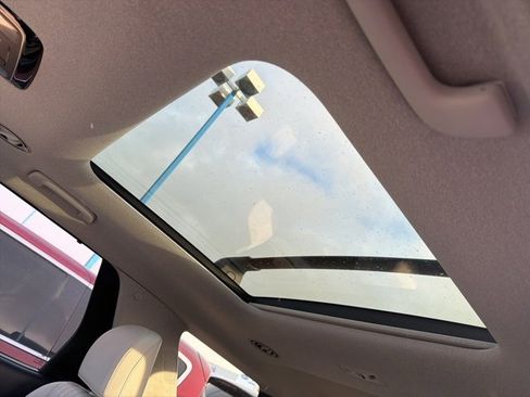 Used 2023 Hyundai Palisade Limited image 34