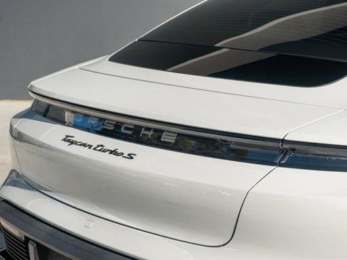 Used 2020 Porsche Taycan Turbo S image 41