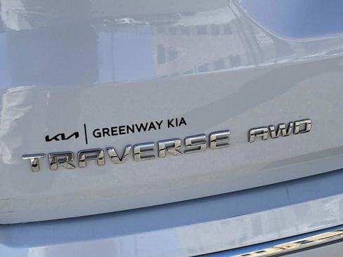 Used 2023 Chevrolet Traverse High Country w/ LPO, Cargo Package image 13