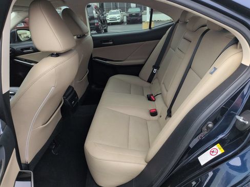 Used 2018 Lexus IS 300 AWD w/ Comfort Package image 25