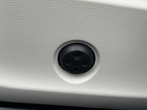 Used 2019 Mercedes-Benz GLA 250 image 17