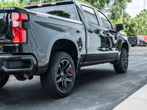 Used 2022 Chevrolet Silverado 1500 Custom Trail Boss AWD/4WD image 10