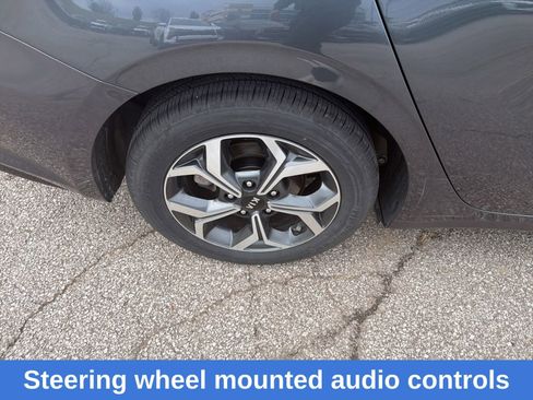 Used 2021 Kia Forte LXS image 23