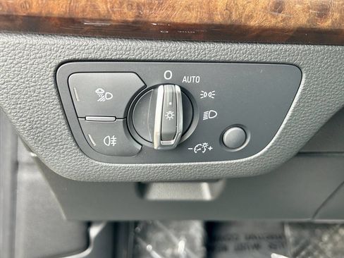 Used 2019 Audi Q5 2.0T Premium Plus image 27