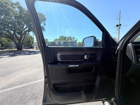 Used 2016 RAM 3500 Tradesman w/ Chrome Appearance Group image 15