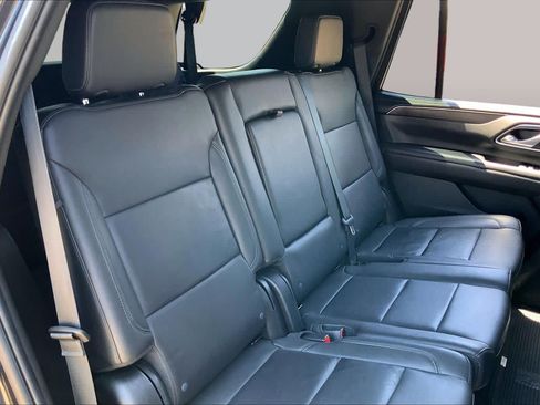 Used 2024 Chevrolet Tahoe LT AWD/4WD image 20