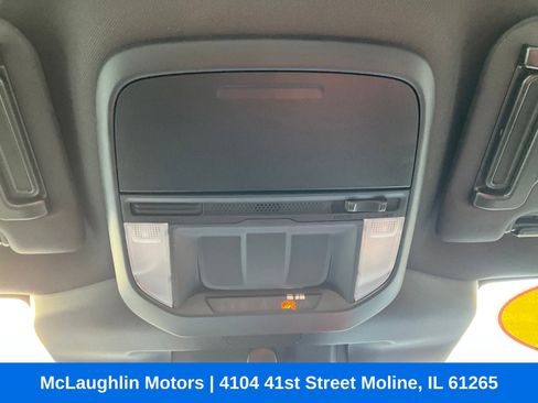 Certified 2025 Subaru Forester image 18