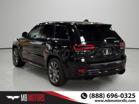 Used 2018 Jeep Grand Cherokee SRT AWD/4WD image 3
