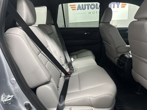 Used 2023 Honda Passport EX-L image 39