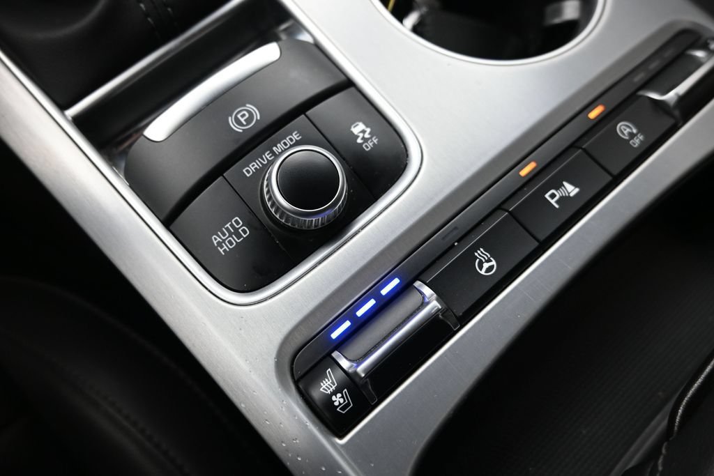 Used 2019 Kia Stinger GT1 AWD/4WD image 24
