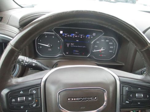 Used 2022 GMC Sierra 3500 Denali w/ Denali Ultimate Package AWD/4WD image 32