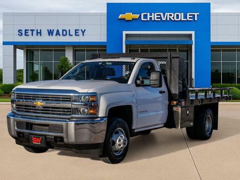 Used 2018 Chevrolet Silverado 3500 W/T image 3